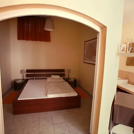 Vendégház Keszi Panzió 3*