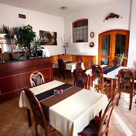 Guest house Keszi Panzio 3*