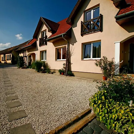 Guest house Keszi Panzio Budakeszi