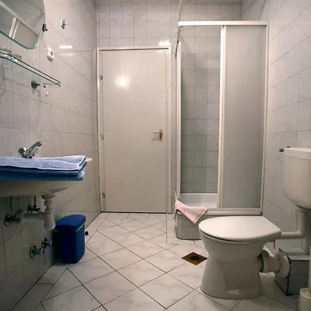Vendégház Keszi Panzió 3*